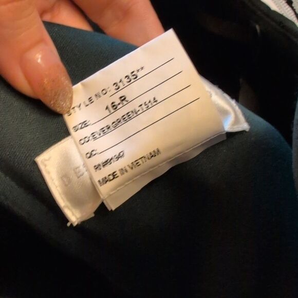 NWT Dessy Collection Birch 3D Sequin Embroidery Dress Evergreen Green size 16 - Picture 9 of 15